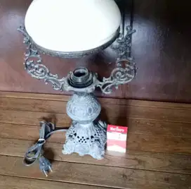 Lampu jadul / lampu antik / lampu unik