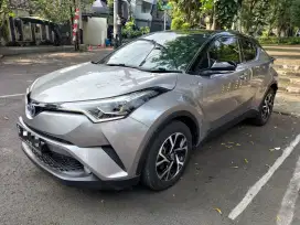 Toyota C-HR Hybrid CHR Hybrid AT 2021