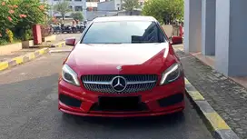 Mercedes Benz Mercy A250 A 250 Sport AMG Hatchback (W176) 2013 Record