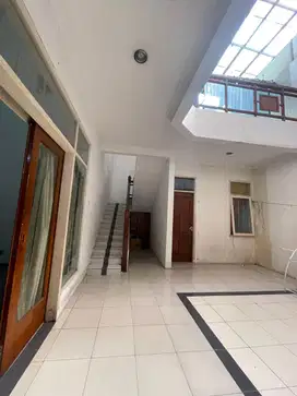 JUAL RUMAH MEWAH HARGA MURAH !! BATU INDAH DEKAT BATUNUNGGAL