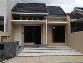 Dijual Rumah Baru Gress  Bukit Palma