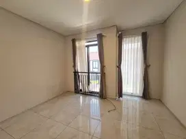 Lokasi Dikawasan Favorite, Rumah Siap Huni Di Kota Baru Parahyangan