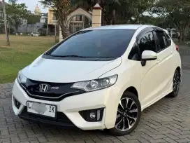 JAZZ RS MATIC 2017 KM LOW