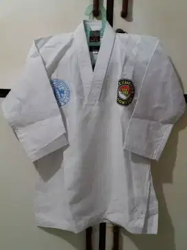 Baju taekwondo dewasa 1 set