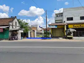 Tanah strategis di jalan dr.rajiman laweyan solo