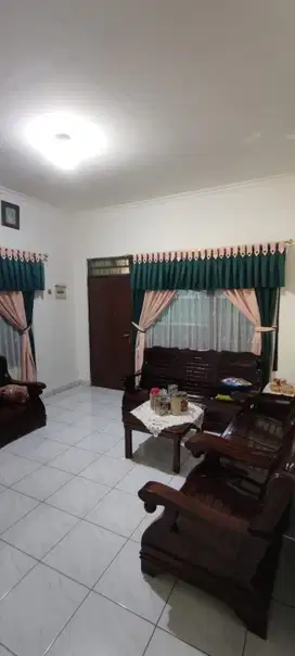 Dijual Rumah 2 lantai di Sawah Besar Jakarta Pusat