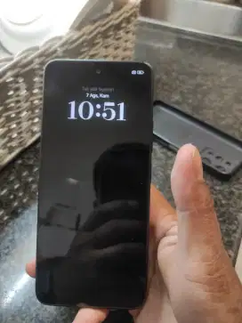 Dijual xiaomi redmi 12 ram 8 internal 128