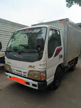 Isuzu Elf Engkel Box NHR 55 Thn 2011