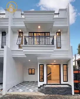 Rumah 2 Lantai Rooftop dekat aeon Mall