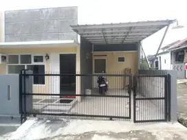 Rumah 11 Menit ke Stasiun Citayam SHM Siap Huni Dibantu KPR J-34402