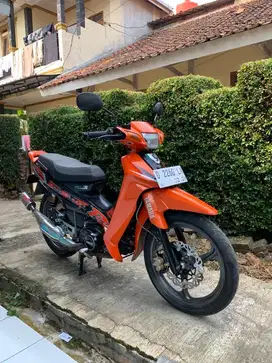 F1zr 2001 Orange