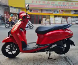 YAMAHA GRAND FILANO 2023