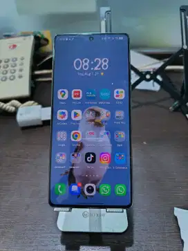 jual Techno Camon 40 Baru Pakai  2 Bulan