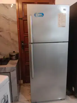 KULKAS LG 2 PINTU 400 LITER