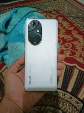 HONOR 200 PRO 12GB /512 PUTIH MUTIARA