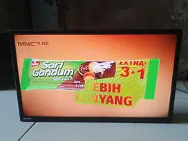 Tv led 24in merk toshiba normal