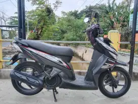 Honda Vario 110 karbu th 2014 tinggal gass