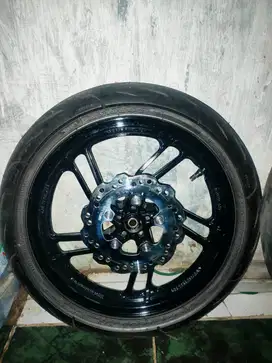 Velg enkei vario 2024