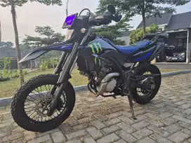 Yamaha WR155 Black upgrade Supermoto
