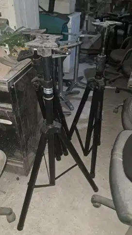 Speaker tripot ( 4 pc )