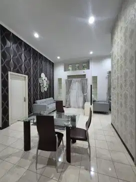 Ready To Move in, Rumah Cantik Di Kawasan Keren Kota Baru Parahyangan