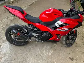 Ninja 250 th 2022 mulus seperti baru,jarang dipakai,low km,plat AD