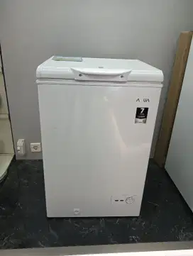Freezer Aqua Kapasitas 100L