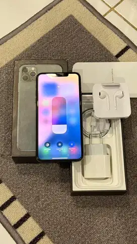 Dijual Iphone 11 Promax 512GB Midnight Green Mulus Lengkap