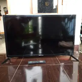 TV LED Televisi Polytron 32