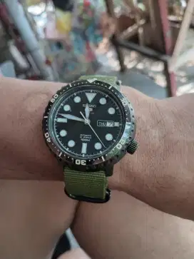 Jam seiko 5 sport bottle cup
