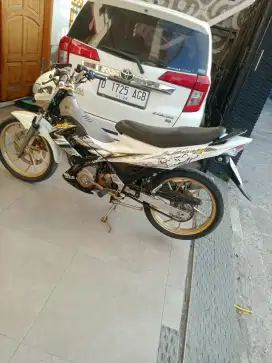 Suzuki satria Fu plat bandung 2011