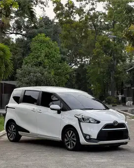 Toyota Sienta 2017 Bensin