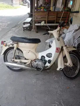 Menjual motor c70 basik karisma