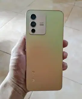 Vivo v23e 5g 8/128 fullset