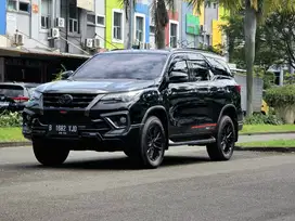 Fortuner VRZ 2.4 A/T TRD 2020