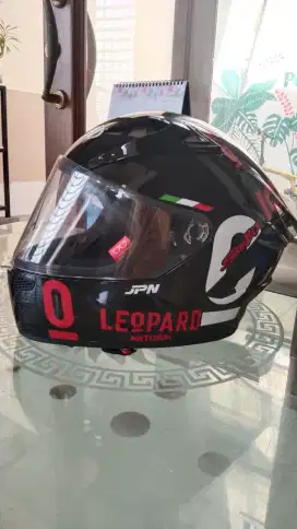 Helm JPN full face masih Baru