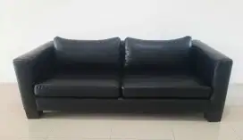Sofa leather Minimalis