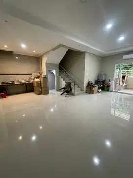 ANA RUMAH UK 7.5X10M DI GREENVILLE