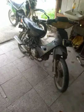 Honda Supra x th 2000