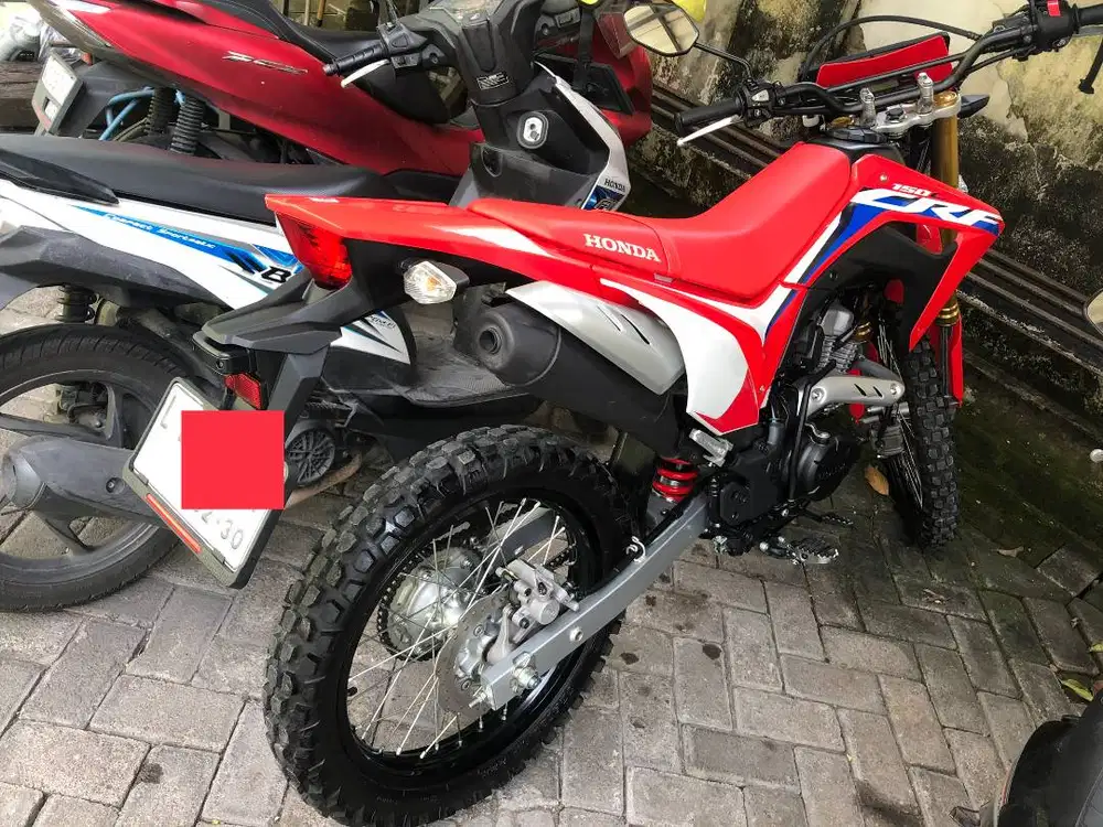 CRF 150 L Warna Merah/ Extreme Red. BPKB, STNK, Faktur Lengkap. Ready!