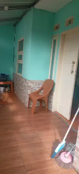 Rumah sederhana lt.70m2 masuk gang dekat jln utama