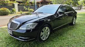 Mercy S 350 L th.2010 hitam ISTIMEWA