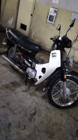 Dijual motor Honda Astrea prima THN 1989