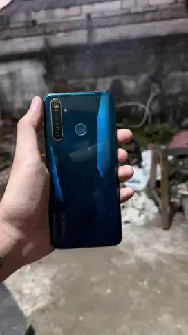 Realme 5 pro 4/128 hp casan palaan ori