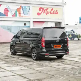 Hyundai H1 2.4 Royale Bensin thn 2018