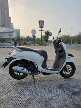 Scoopy Prestige 2024 (Pajak Panjang Banget)