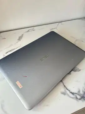 Jual Laptop Asus | Preloved  bekas pemakaian pribadi
