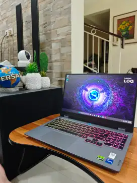 Laptop Lenovo LOQ 15IRX9 RTX4060 I7 13650HX x rog tuf msi nitro
