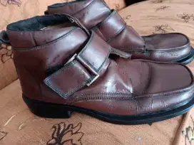 Semi Boot leather