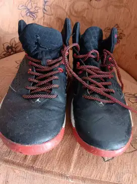 Nike fly wire basket